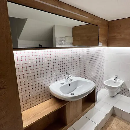 Loft Via Roma Serravalle *
